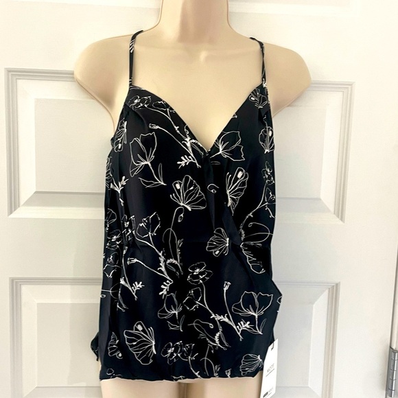 **NWT** Silk Blend Floral Blouse - Picture 4 of 9